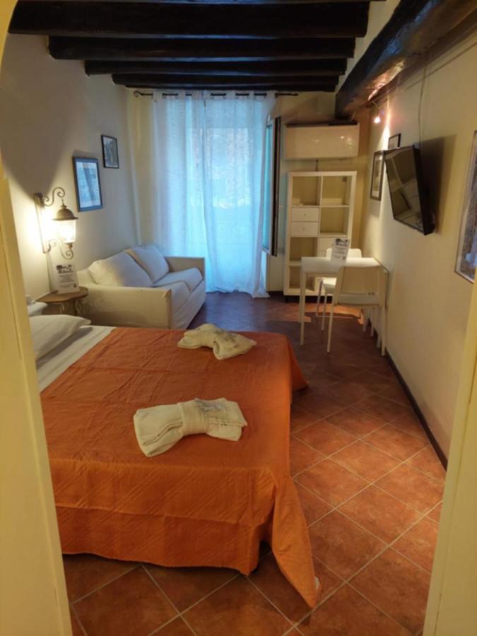 Casa Vacanze Campo De' Fiori Rom Exterior foto